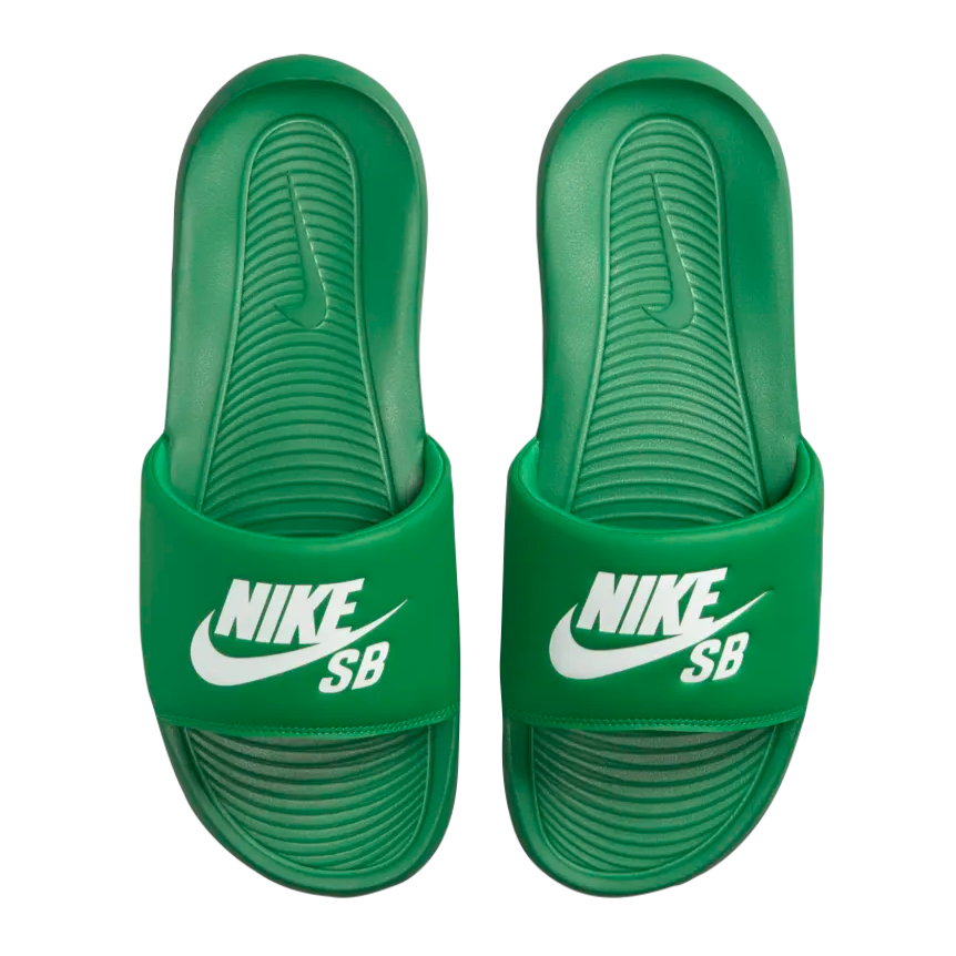 激安通販新作 【新品未使用 日本未発売】NIKE 4 SLIDE ONE VICTORI SB