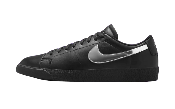 Nike SB - Blazer Low x Dancer (Black Metallic)