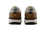 New Balance Numeric - 933ONE (Brown White)